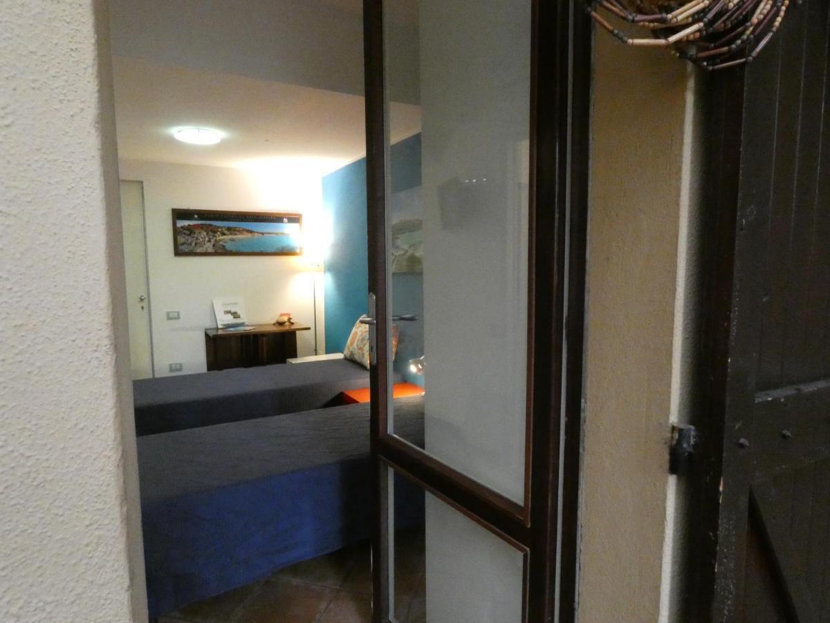 B&B Mrcaruba Стинтино Екстериор снимка