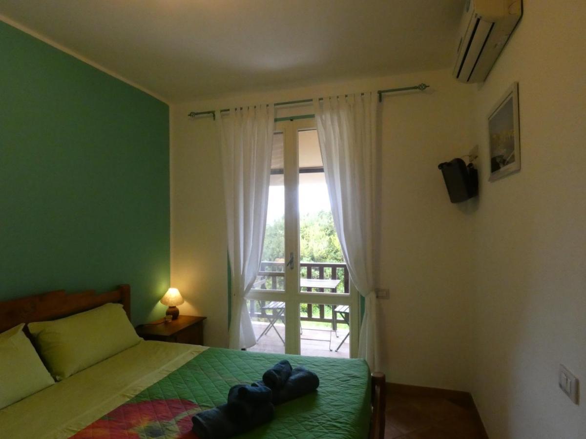 B&B Mrcaruba Стинтино Екстериор снимка